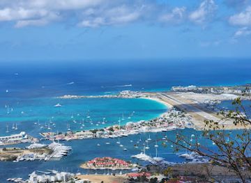 sint-maarten/maho-beach/landmark/emilio-wilson-park