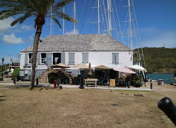 antigua-and-barbuda/falmouth/landmark/hot-spot-cafe