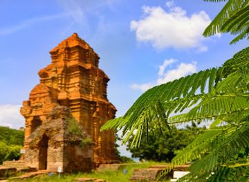 vietnam/phan-thiet/landmark/po-sah-inu-cham-towers