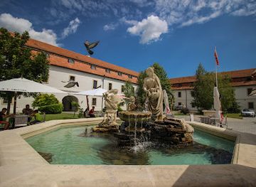 romania/alba/landmark/hotel-medieval