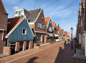 netherlands/volendam/landmark/slobbeland
