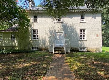 virginia/hampton-roads/landmark/the-upper-wolfsnare-house