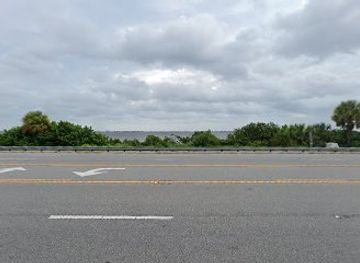 florida/north-florida/landmark/north-harbor-city-boulevard