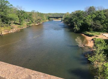 illinois/illinois-ozarks/landmark/historic-y-bridge