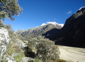 peru/santa-cruz-trek/landmark/trek-santa-cruz