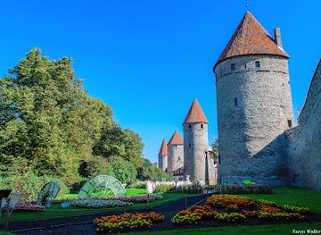 estonia/harju-county/landmark/towers-square