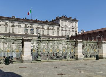 italy/turin/landmark/royal-palace-of-turin