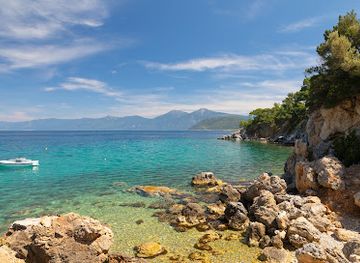 greece/samos/landmark/mourtia-beach
