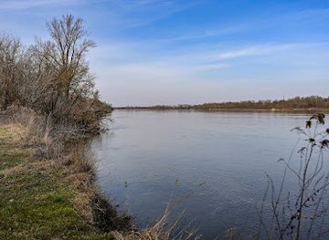 poland/kampinos-national-park/landmark/rezerwat-przyrody-kepy-kazunskie