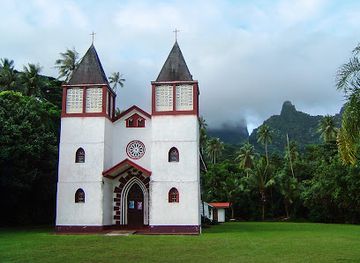 french-polynesia/moorea/landmark/eglise-de-la-sainte-famille