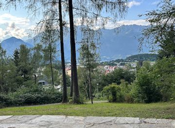 austria/innsbruck/igls/landmark/kurpark