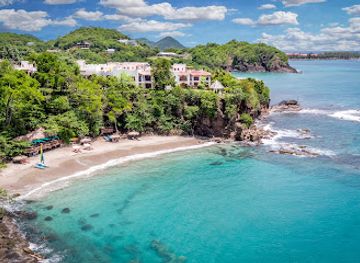 saint-lucia/dauphin/landmark/naked-fisherman-restaurant