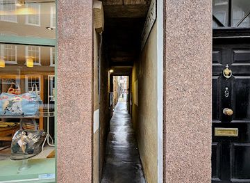 united-kingdom/london/attraction/smallest-street-in-london