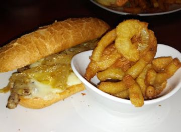 illinois/bolingbrook/landmark/hanover-hardy-s-public-house