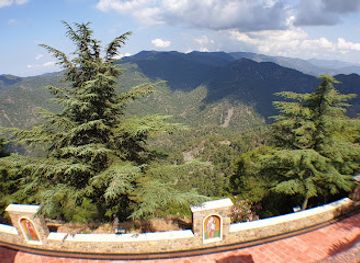 cyprus/troodos-mountains/landmark/kykkos-monastery