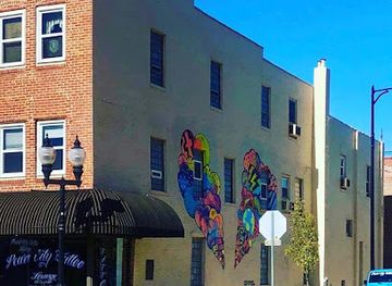 iowa/muscatine/landmark/pearl-city-tattoo-lounge