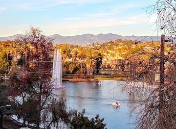 california/los-angeles/landmark/clinton-street-stairway