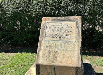 arkansas/arkansas-valley/landmark/geographic-center-of-arkansas-monument