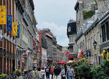 canada/montreal/landmark/saint-paul-st-w