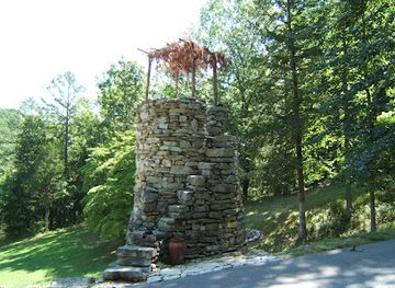 arkansas/ozark-mountains/landmark/holy-land-tour