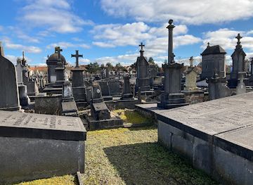 belgium/ostend-bruges-international-airport/landmark/oud-kerkhof