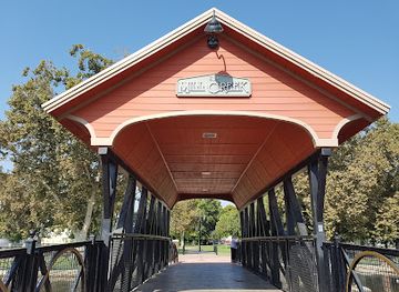 california/bakersfield/landmark/central-park-at-mill-creek