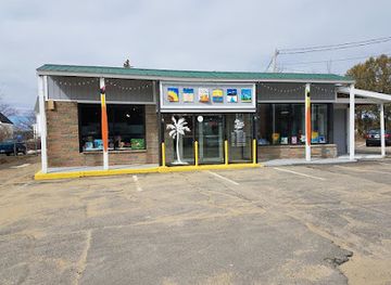 new-hampshire/laconia/landmark/art-escape