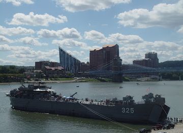 indiana/evansville/landmark/uss-lst-325