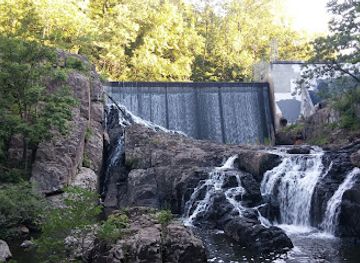 new-jersey/appalachian-trail/landmark/buttermilk-falls