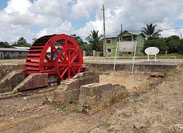 guyana/berbice-river/landmark/the-christianburg-waterwheel
