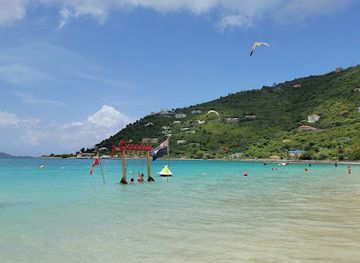 british-virgin-islands/scrub-island/landmark/paradise-club-lounge-bar-restaurant