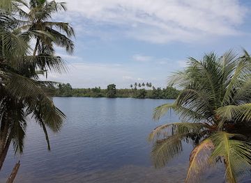 cote-d-ivoire/grand-bassam/landmark/bassam-beach