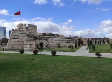turkiye/istanbul/landmark/marble-tower