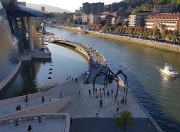 spain/bilbao/landmark/bilbaoguia-guia-de-turismo