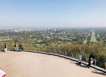 pakistan/islamabad/landmark/daman-e-koh-view-point
