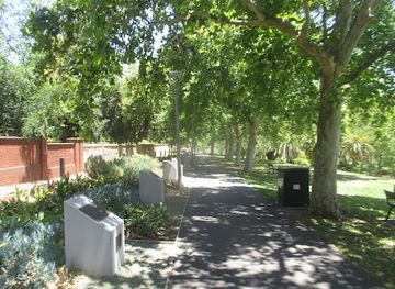 australia/fleurieu-peninsula/landmark/adelaide-rifle-walkway