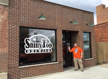 iowa/fort-dodge/landmark/shinytop-brewing