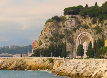 france/nice/vieux-nice/landmark/monument-to-the-dead-of-rauba-capeu
