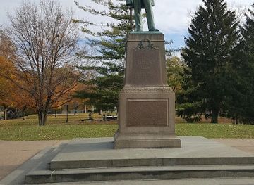 illinois/galena-territory/landmark/grant-park