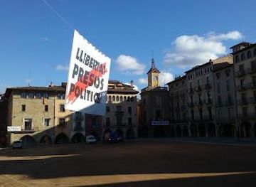 spain/girona/landmark/placa-major