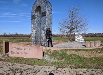 north-carolina/mountain-region/landmark/nooherooka-monument-snow-hill