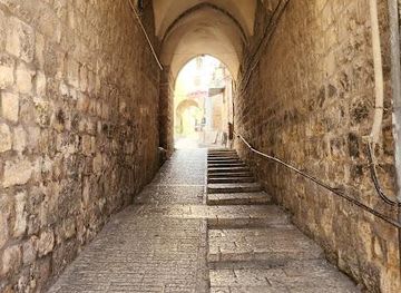 israel/holon/landmark/jaffa-gate