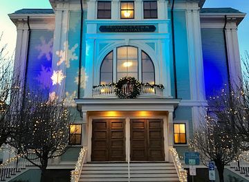 massachusetts/provincetown/landmark/provincetown-town-hall