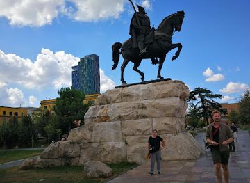 Friendship Monument