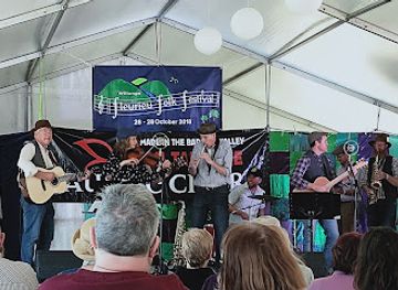 australia/fleurieu-peninsula/landmark/fleurieu-folk-festival