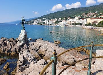croatia/opatija/landmark/slatina-beach