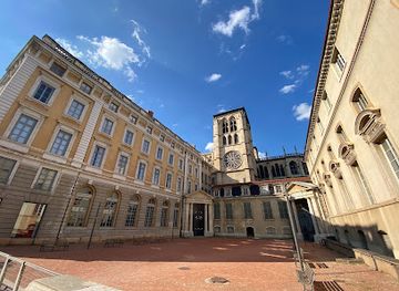 france/lyon/vieux-lyon/landmark/palais-saint-jean