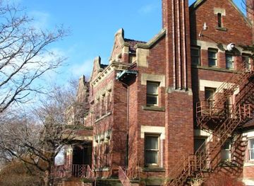 ohio/northeast-ohio/landmark/robinson-mansion-aka-steinway-hall
