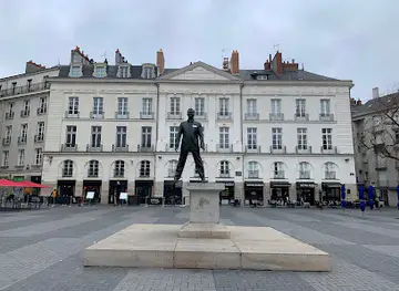 Éloge du Pas de Côté