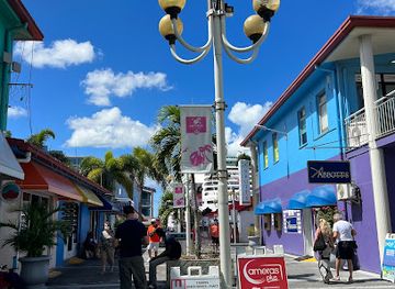 antigua-and-barbuda/bolands/landmark/heritage-quay-complex